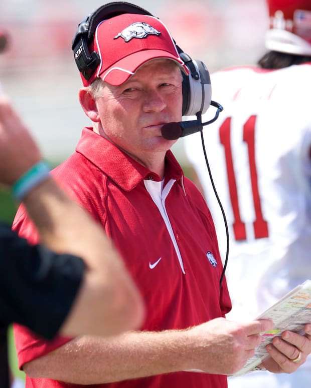Razorbacks coach Bobby Petrino on sidelines as coach in 2011
